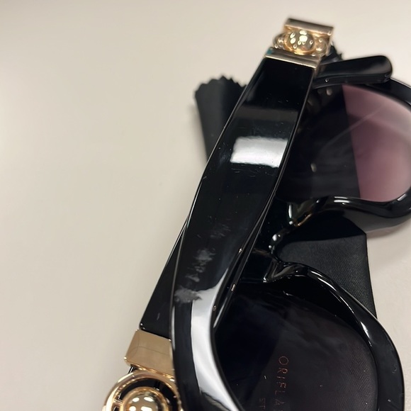 Oriflame ladies square shaped sunglasses, cleaning cloth and case